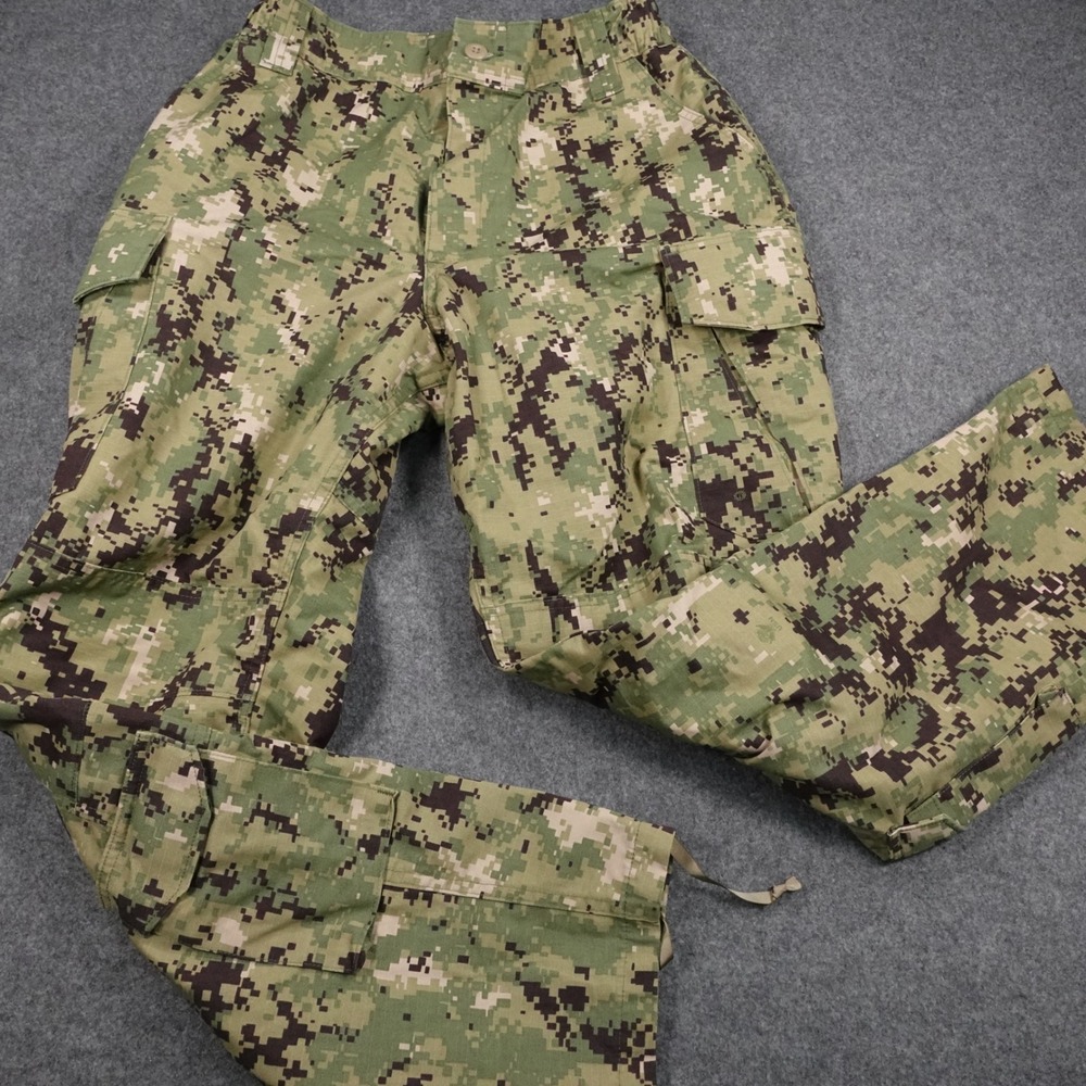 US Navy Type III AOR2 Digital Camo Ripstop Work Trousers 33 Short USN Pants